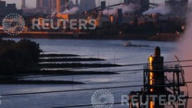 Цената на въглеродните емисии в ЕС се срина с 20%