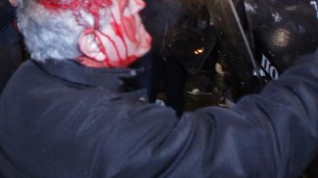 Кой изпусна протеста от контрол?