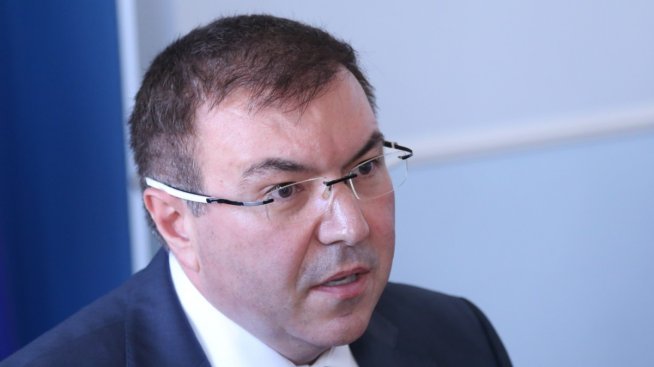 Депутати задължиха МЗ да предложи законодателни промени заради липсващи лекарства