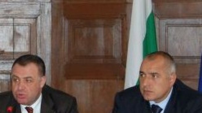 Дават директните плащания на земеделците на части, първо плащат данъците си