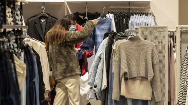 Продажбите на H&M за първото тримесечие растат с близо едно четвърт