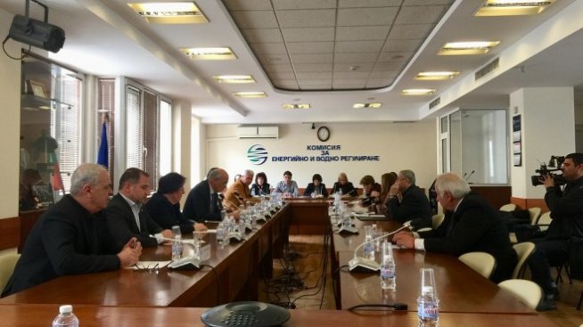 Бизнесът критикува предлагани промени за търговците на газ