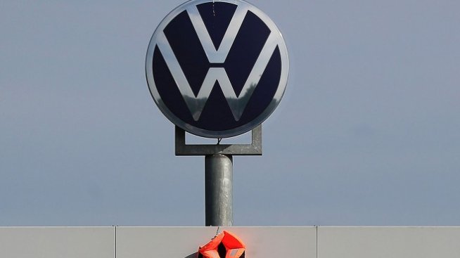 Volkswagen се споразумя с 200 000 клиенти в Германия