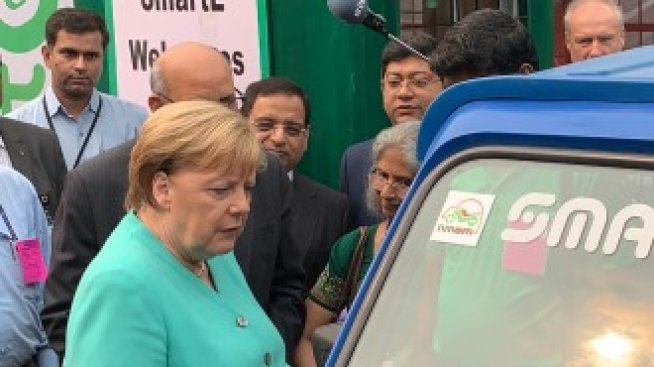 Меркел: Германия трябва да има 1 млн. станции за зареждане на електромобили