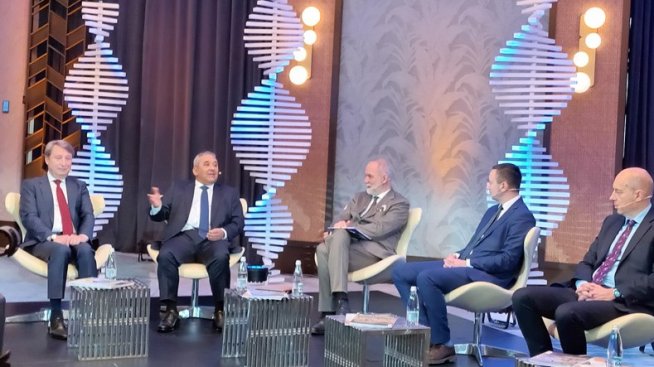 Петър Чобанов: Позитивите от еврозоната няма да дойдат автоматично като подарък