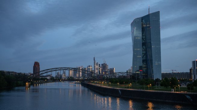 ЕЦБ се готви за лихвена пауза, носейки глътка въздух на икономиката