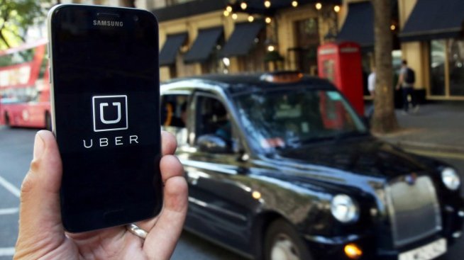Uber твърди, че свива загубата и увеличава приходите