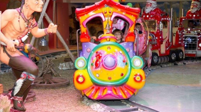 Най-големият увеселителен парк на закрито на Балканите бе открит в София 