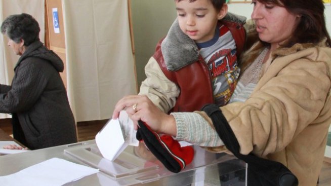 Правната комисия уважи ветото на президента върху Изборния кодекс