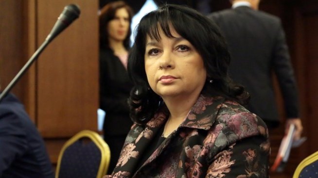 Петкова: Има ясна заявка газът от "Турски поток" за Европа да минава през България