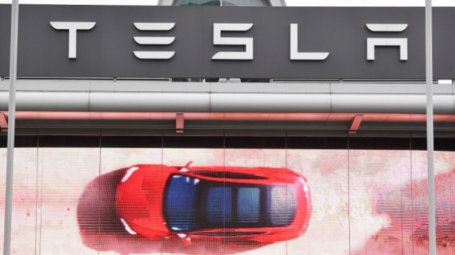 Tesla съди Zoox и бивши свои служители за кражба на корпоративни тайни