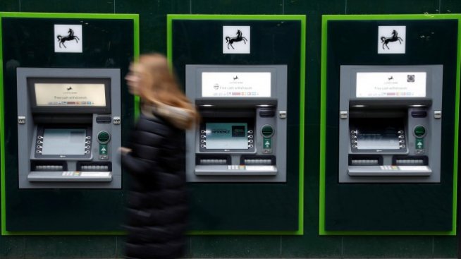 Печалбата на Lloyds за тримесечието скочи с близо четвърт
