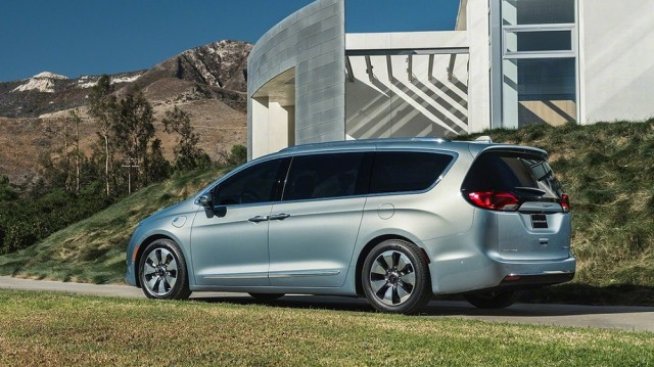 Fiat Chrysler и Google ще правят заедно автономни коли
