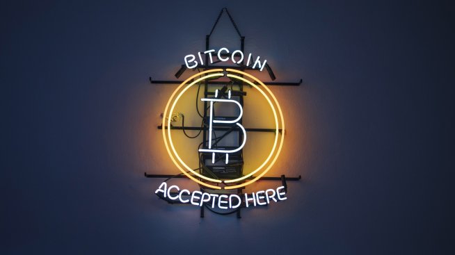Цената на биткойна стигна 3-седмичен връх след споразумението в Близкия изток