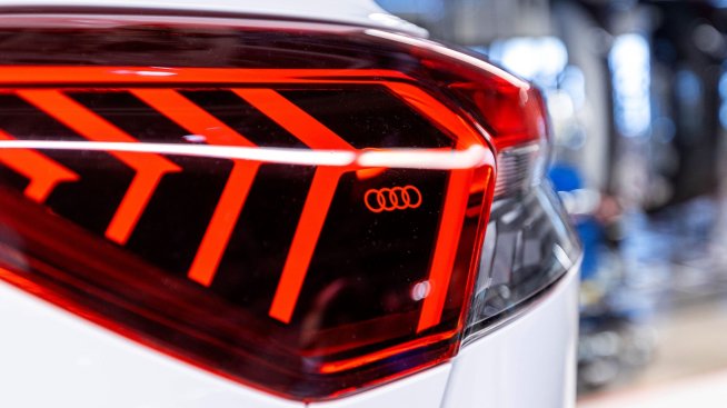 Volkswagen взима пример от завод на Audi при изграждането на електромобили