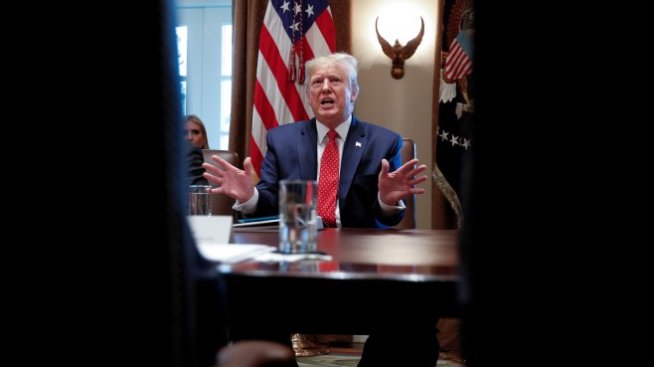 Тръмп заплаши Китай с ново увеличаване на митата, ако няма сделка