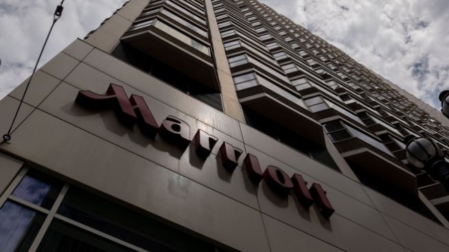 Marriott спира работа в Русия