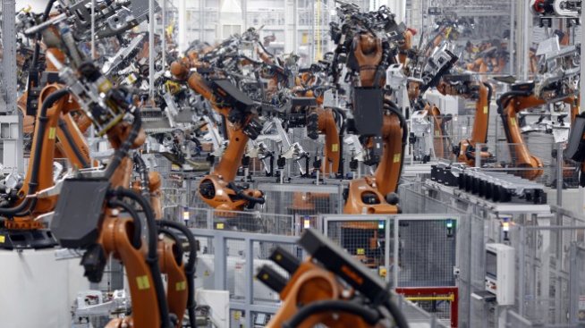 Отслабва недостигът на чипове за автомобилната индустрия