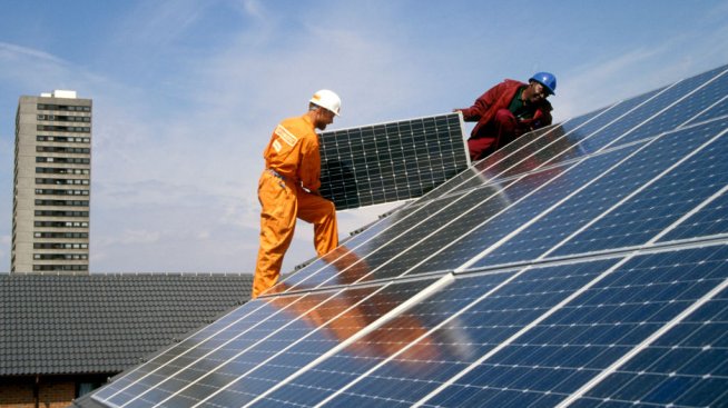 Кои фактори стимулират инвестициите в слънчева енергия?