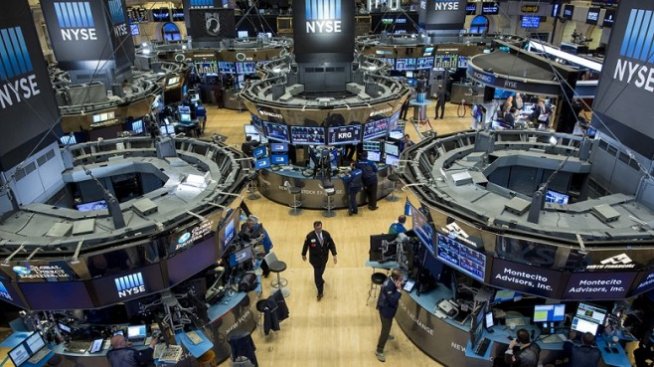 Технологичният индекс в САЩ Nasdaq с най-слабо седмично представяне за годината