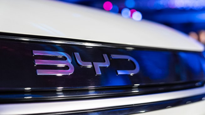 BYD започва да отстъпва място в Китай на местните електромобилни стартъпи