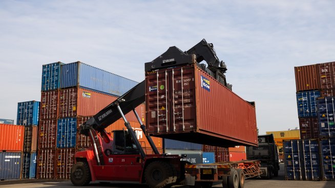 Тръмп обеща, че САЩ ще отговорят на ответните мита на Европа