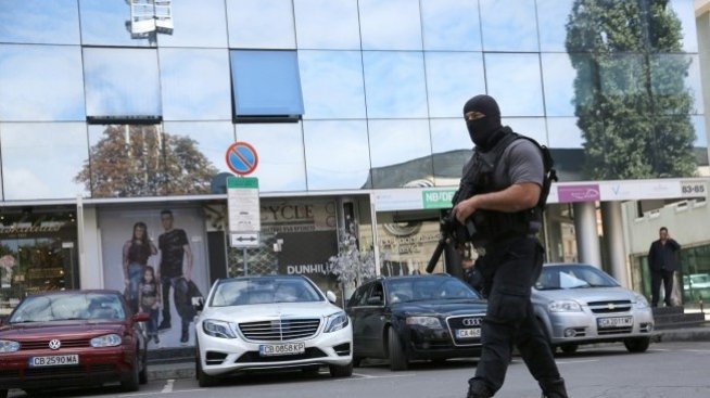 Агенция "Митници" иска запечатване за още 60 дни на данъчните складове в Карнобат