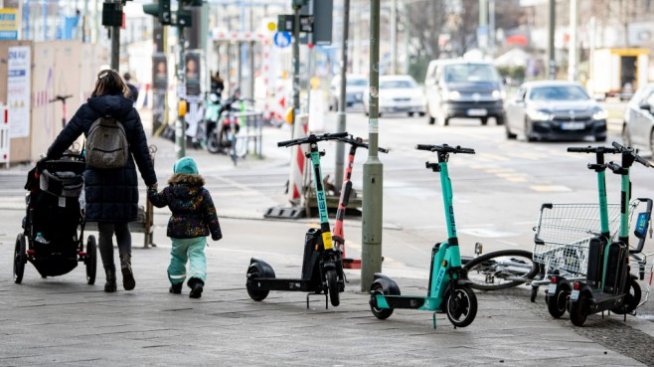 Литва въвежда 4-дневна работна седмица за родители с малки деца
