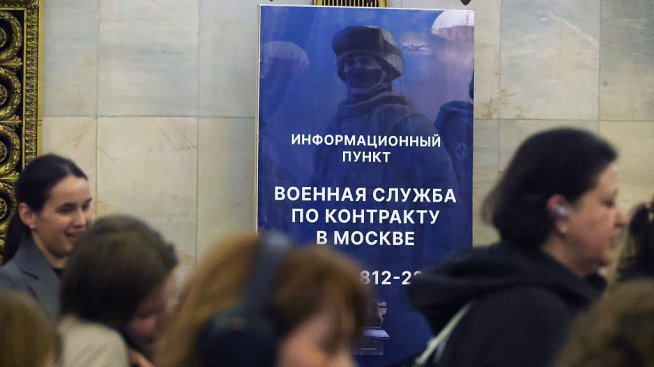 Военният бюджет на Путин се задъхва, докато САЩ и Русия възобновяват мирните преговори