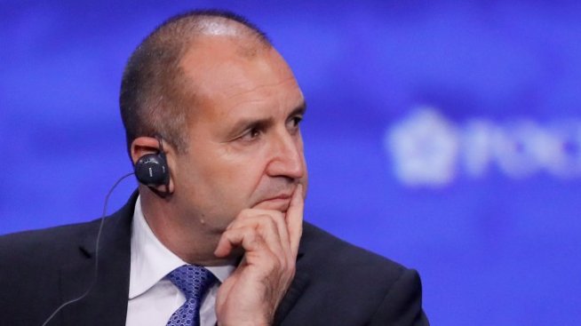 Р. Радев: Преходът към зелена енергия не трябва да вреди на българската икономика