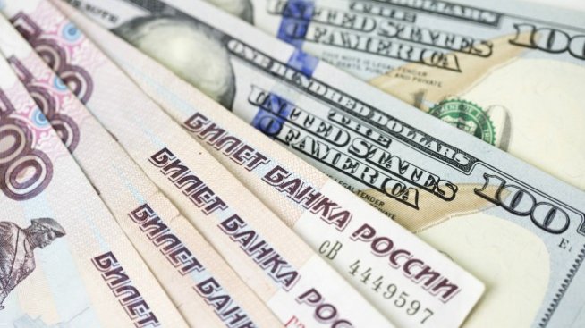 S&P понижи рейтинга на Русия в чуждестранна валута до &bdquo;избирателен дефолт&ldquo;