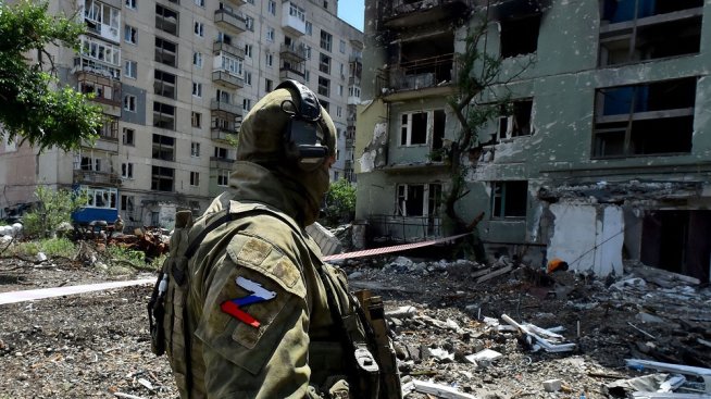 Русия струпа 200 хил. войници в Южна Украйна и Крим и готви нова офанзива