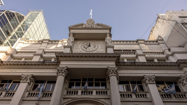 Аржентина предприе отчаян ход, увеличавайки лихвата до 97% 