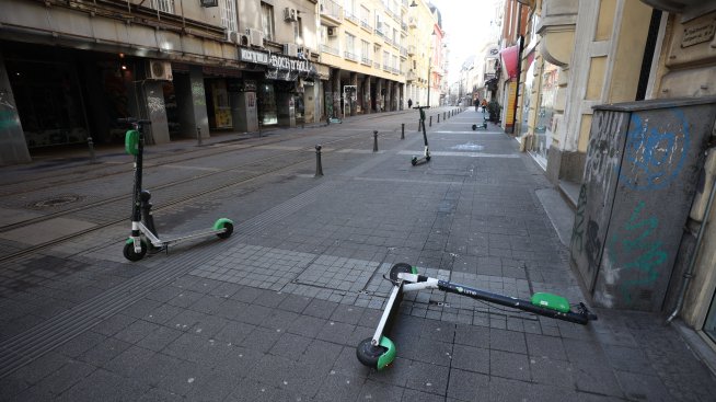 София прави опит да забрани електрическите тротинетки в паркове и по тротоари