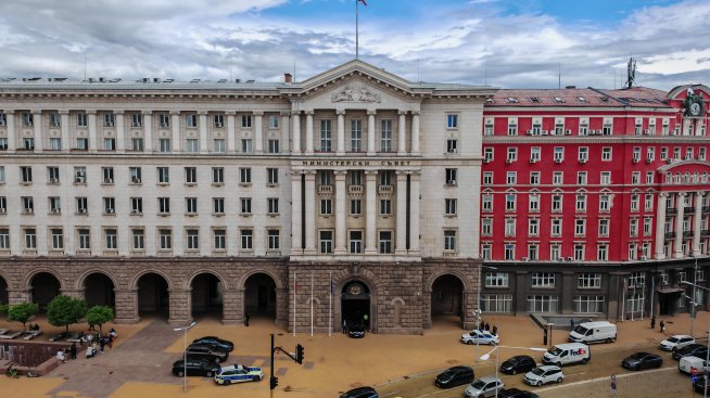 Положителното отношение към правителството на Росен Желязков е само 17,4%