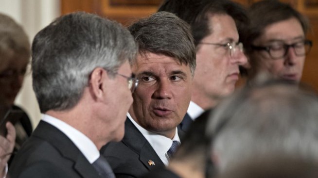 Между морала и бизнеса