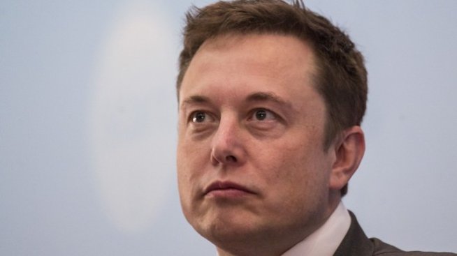 Tesla е на върха на балон, който може да се спука през следващите няколко години