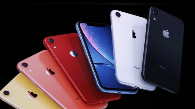 Графика на деня: Продажбите на iPhone