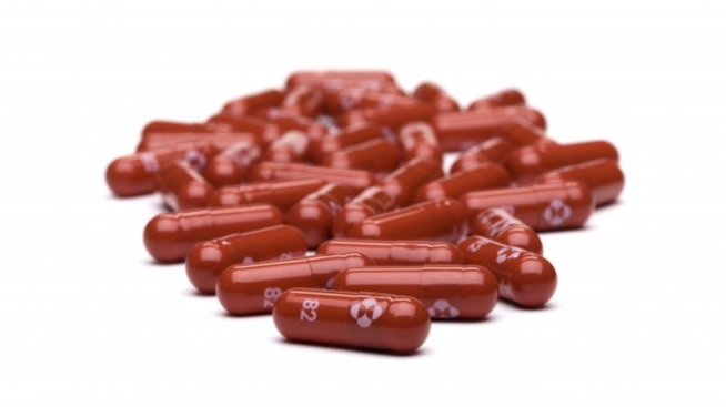 Защо лекарството за Covid за домашно лечение се прилага в лечебни заведения?