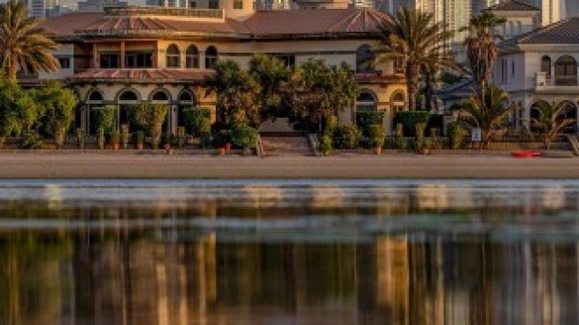 Руската диаспора в Дубай се разширява, Абрамович също търси жилище там