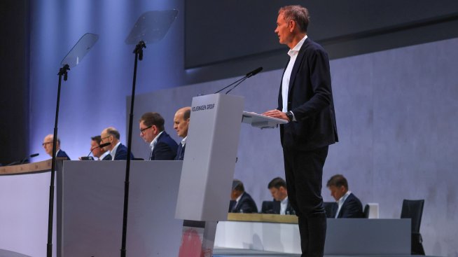 Шефът на VW планира&nbsp;&bdquo;най-голямото преструктуриране от десетилетия"