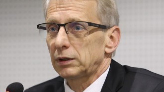 Николай Денков: Нагласата е учебната година да започне присъствено