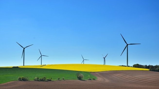 ЕК още няма да наказва страните, които не са предали плана за енергията и климата