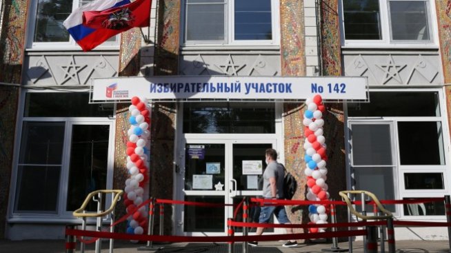 Руската опозиция не дава особен отпор на конституционната реформа на Путин