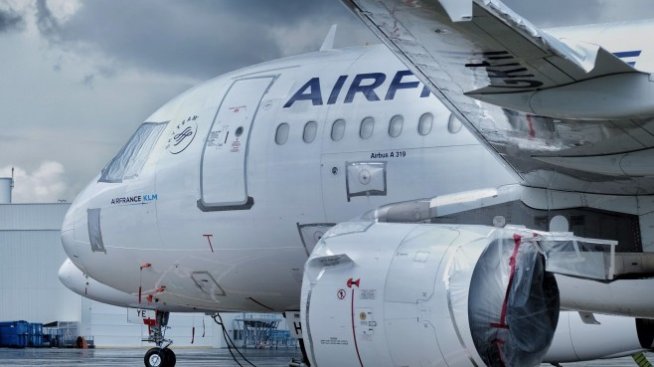 Париж поиска Airbus да сведе до минимум съкращенията на персонала