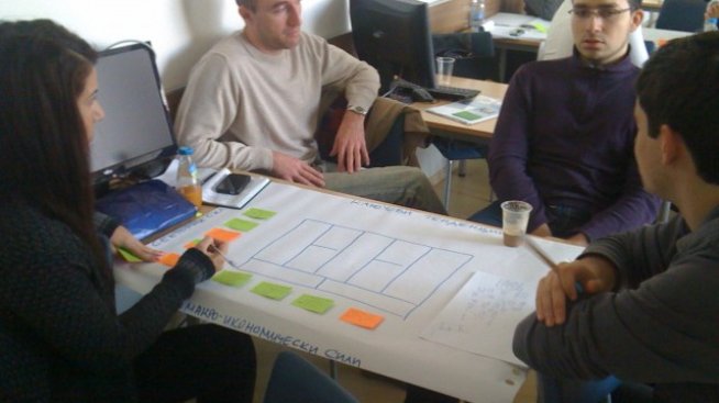 Investor.bg осигури стипендии за Магистърската програма по предприемачество