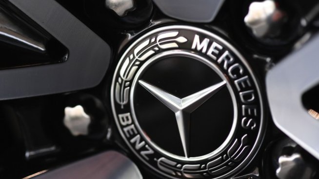 Daimler отново кара част от служителите да работят на къси смени