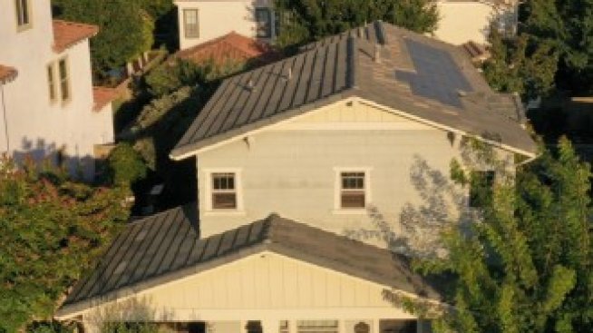 Милиардери подкрепят стартъп, който позволява на всеки да е собственик на имот