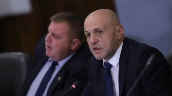 Томислав Дончев: Няма да искаме оставката на президента