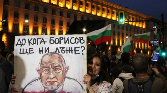 Вицепремиерът Дончев: Не обмисляме оставка на кабинета